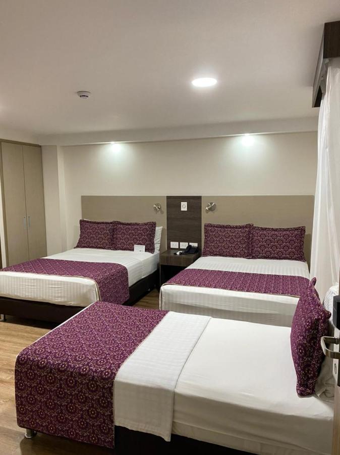 Cabecera Country Hotel บูการามังกา ภายนอก รูปภาพ