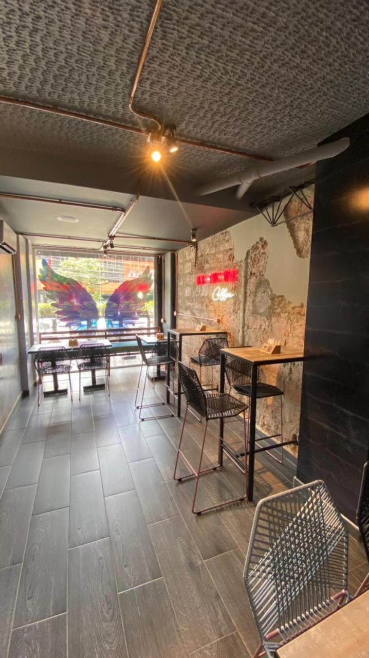 Cabecera Country Hotel บูการามังกา ภายนอก รูปภาพ