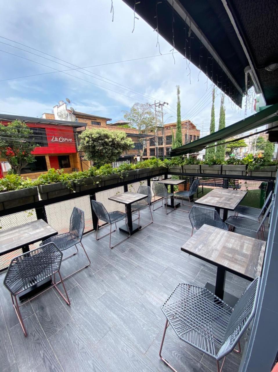 Cabecera Country Hotel บูการามังกา ภายนอก รูปภาพ