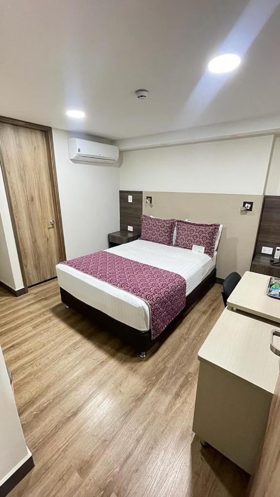 Cabecera Country Hotel บูการามังกา ภายนอก รูปภาพ