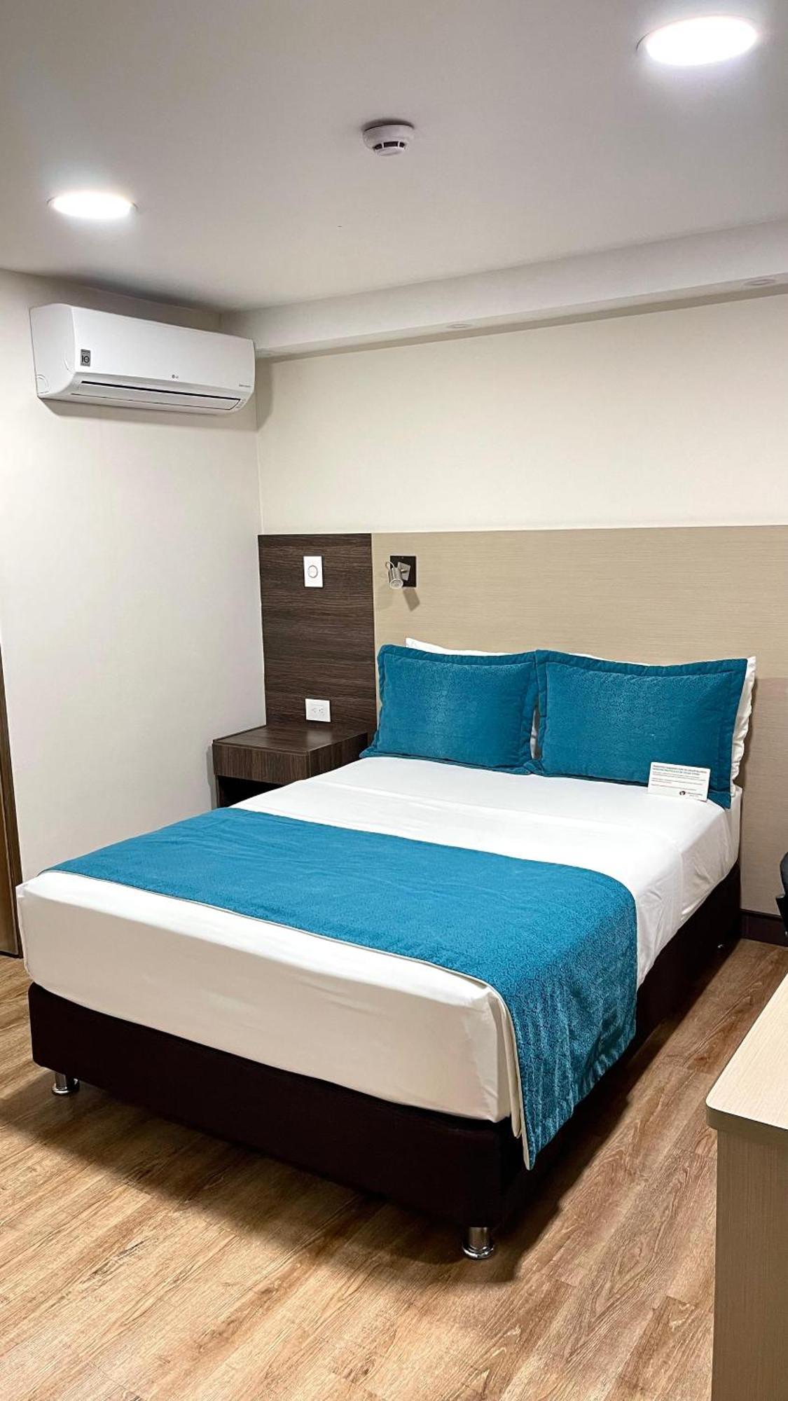 Cabecera Country Hotel บูการามังกา ภายนอก รูปภาพ
