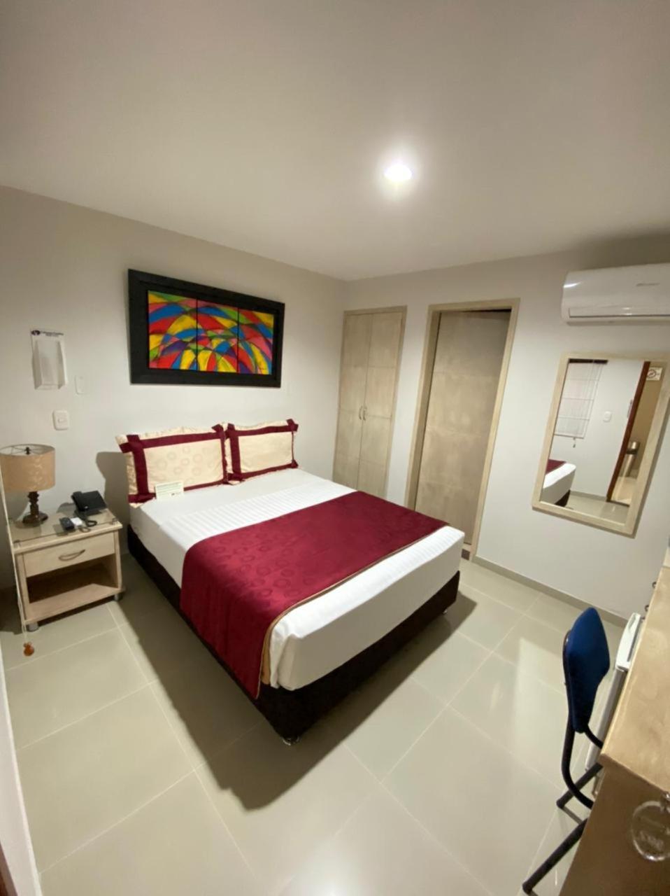 Cabecera Country Hotel บูการามังกา ภายนอก รูปภาพ