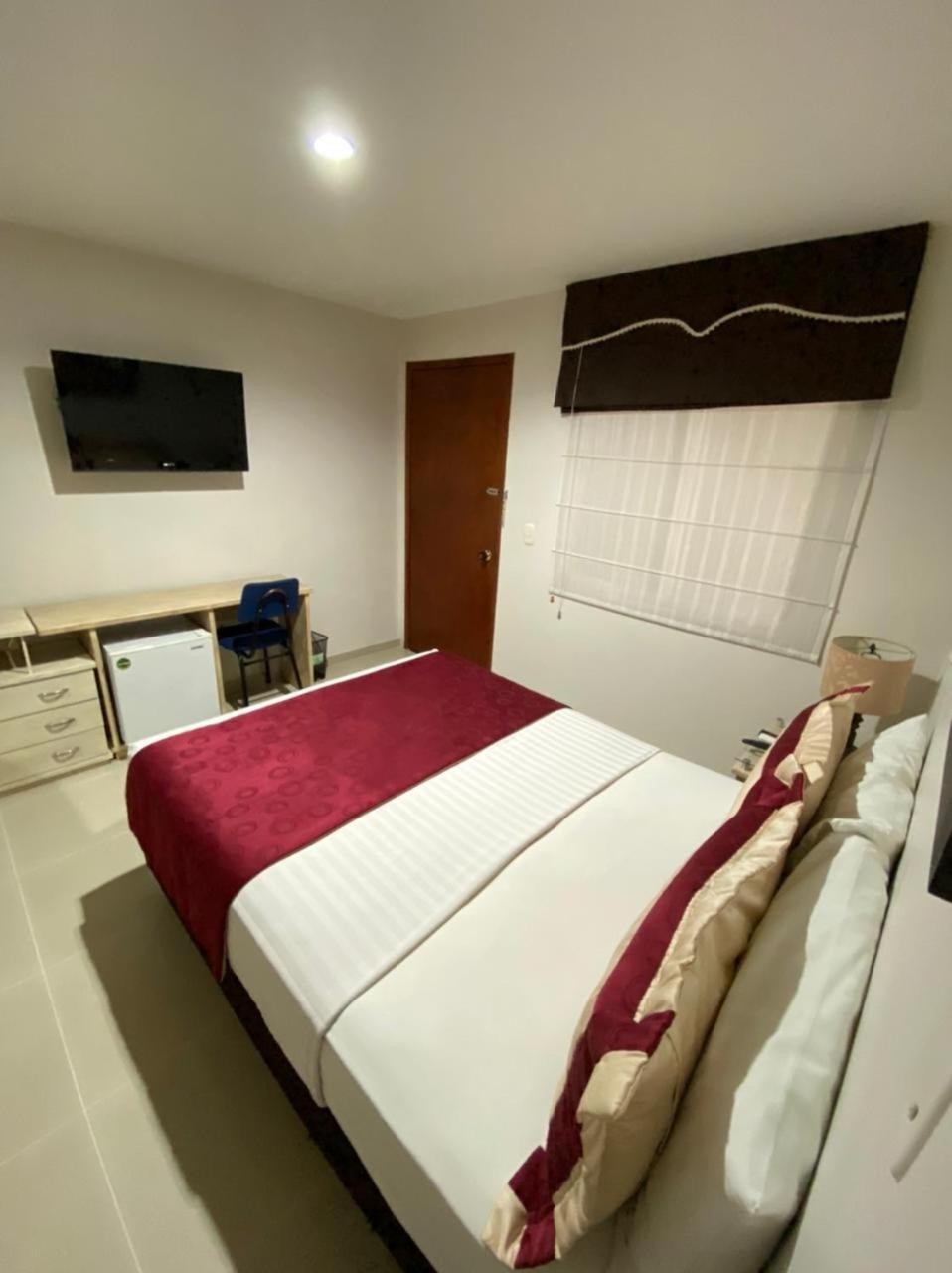 Cabecera Country Hotel บูการามังกา ภายนอก รูปภาพ