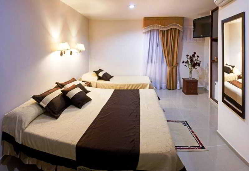 Cabecera Country Hotel บูการามังกา ภายนอก รูปภาพ